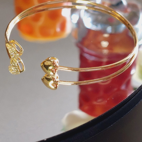 HEART BANGLE - Picture 6 of 6